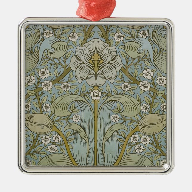 William Morris Spring Thicket Classic Pattern Metal Tree Decoration (Front)
