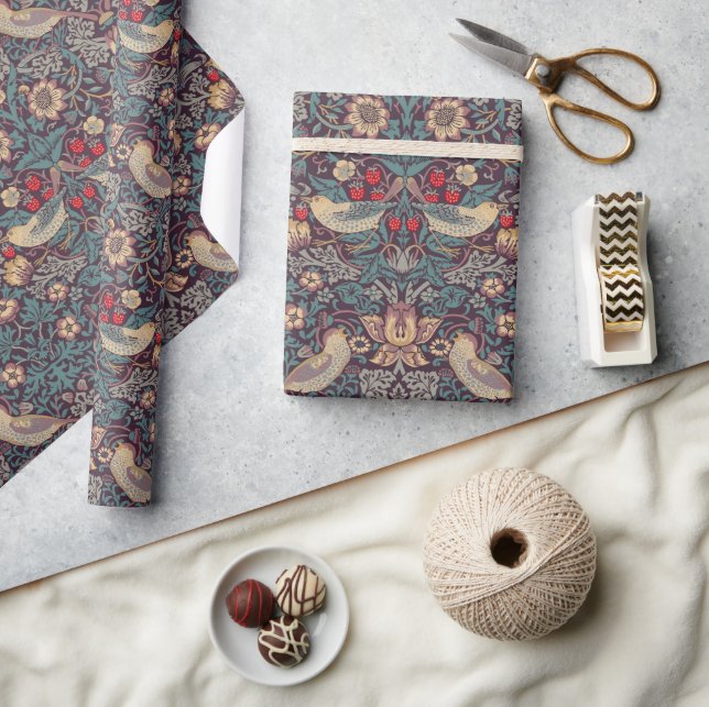 William Morris Strawberry Thief Wrapping Paper (Crafts)