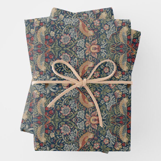 William Morris: Strawberry Thief Wrapping Paper (In situ)