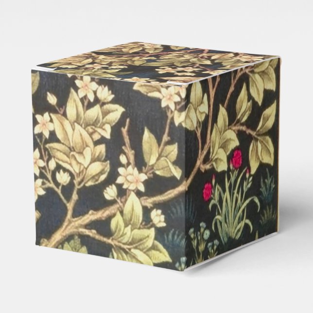 William Morris Tree Of Life Favour Box (Front Side)