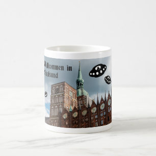 Willkommen in Stralsund. Extra-terrestial visitors Coffee Mug