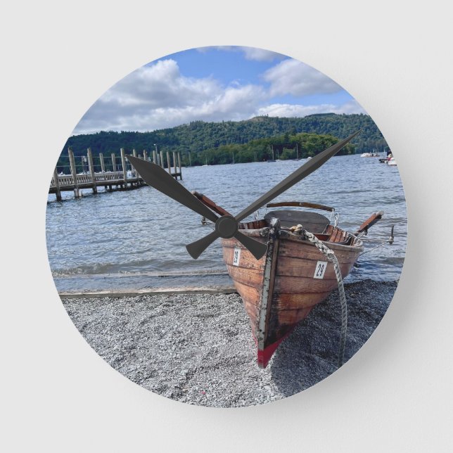 Windermere boat. round clock (Front)