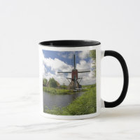 Windmill along a canal east of Leiden in the