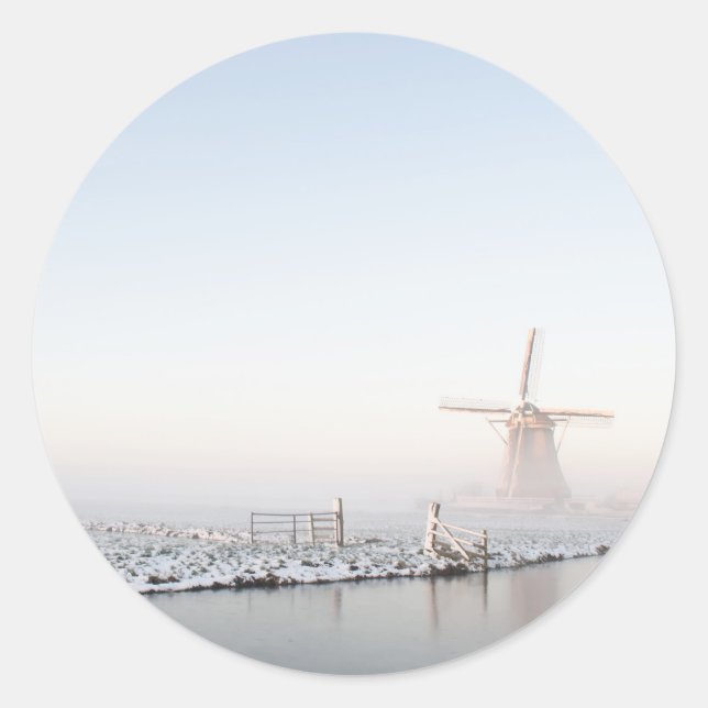 Windmill in the snow in winter round sticker (Front)
