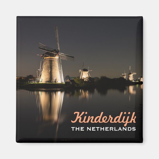 Windmills illuminated at night Kinderdijk magnet (Front)
