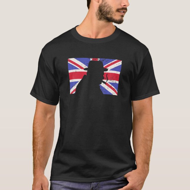 Winston Churchill / WWII Battle Of Britain UK Flag T-Shirt (Front)