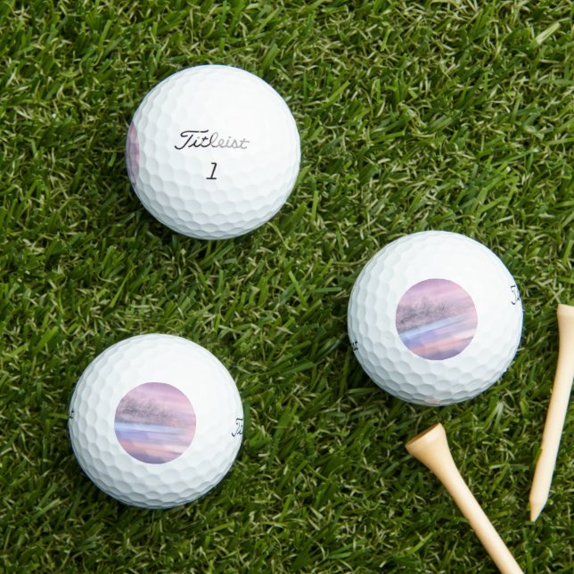 Winter 06 golf balls (Insitu Grass)