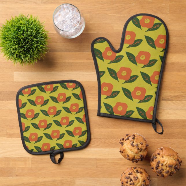 Winter Flower Oven Mitt & Pot Holder Set (Top Down)