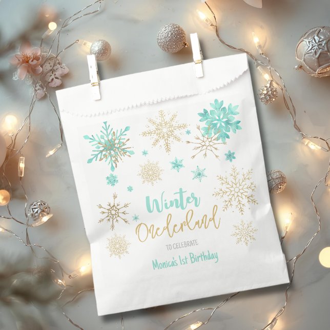 Winter onederland glitter snowflakes birthday favour bags (Creator Uploaded)