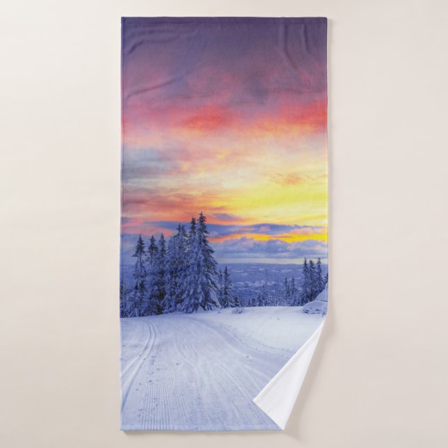 Winter scenery  bath towel (Bath Towel)