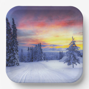 Winter scenery paper plate