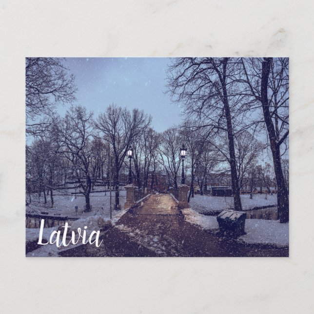 Winter snowy city park in the evening postcard (Front)