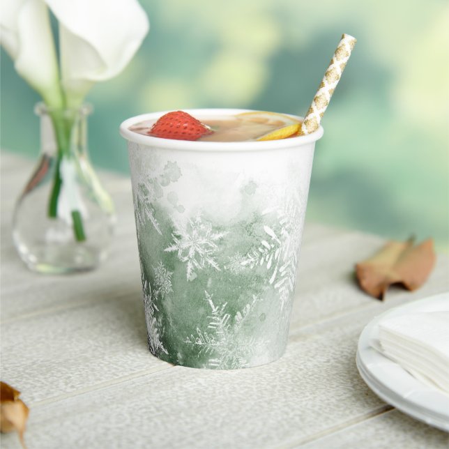 Winter wonderland baby shower paper cups (Insitu)