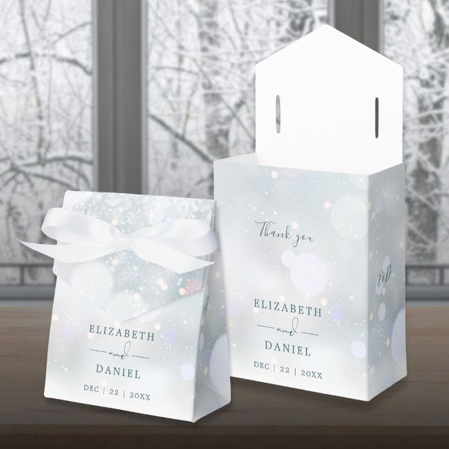 Winter Wonderland Monogram Snow Wedding Favour Box (Winter Wonderland Monogram Snow Wedding Favor Boxes)