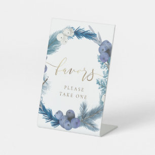 winter wreath favours pedestal sign