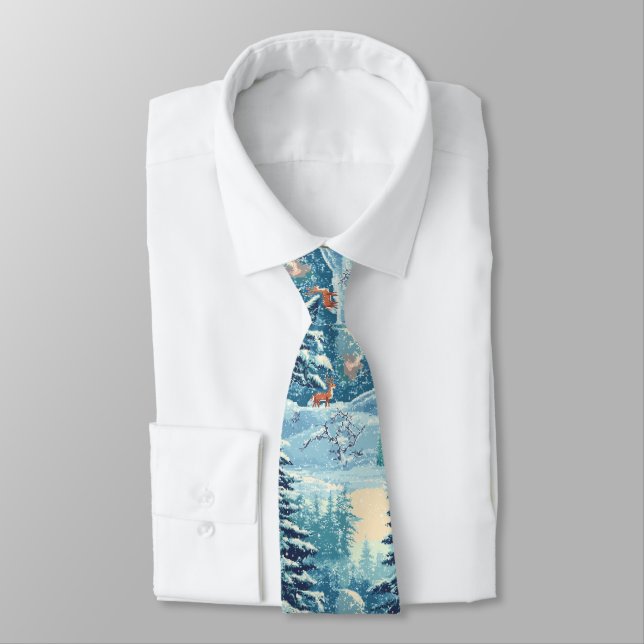 Winterlicher Pixelwald – Verschneite Waldszene Tie (Tied)
