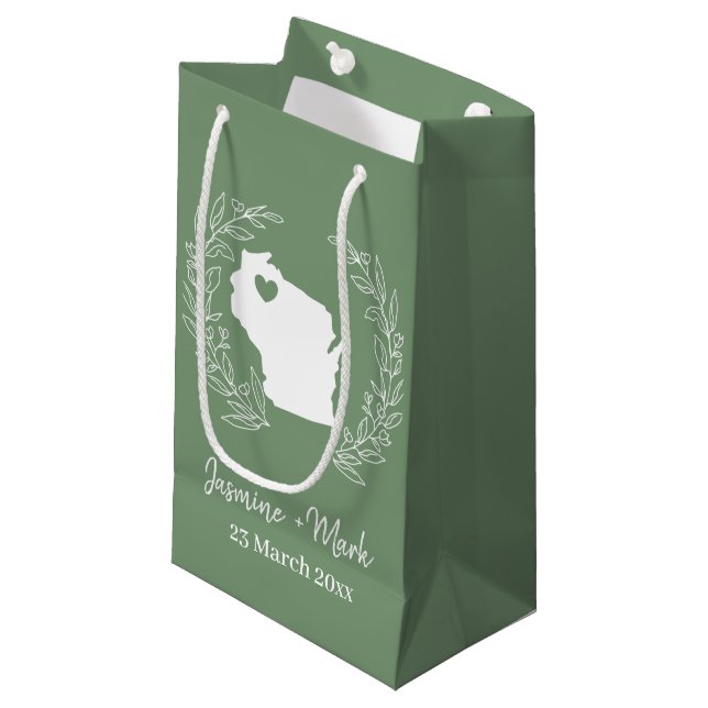Wisconsin map personalise wedding favours  small gift bag (Front Angled)