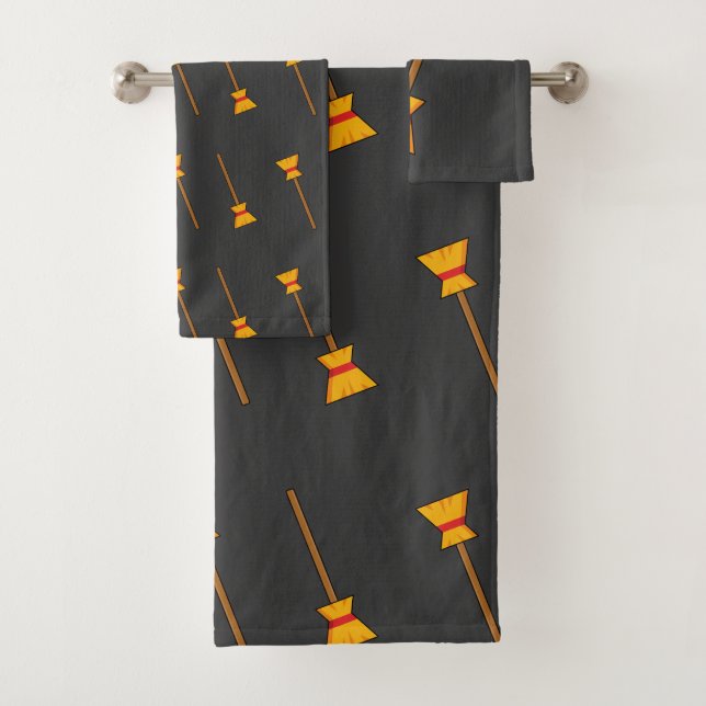 Witch Broom Bath Towel Set (Insitu)