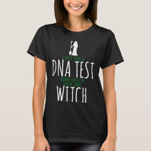 Witch design - 100% that witch - funny halloween  T-Shirt