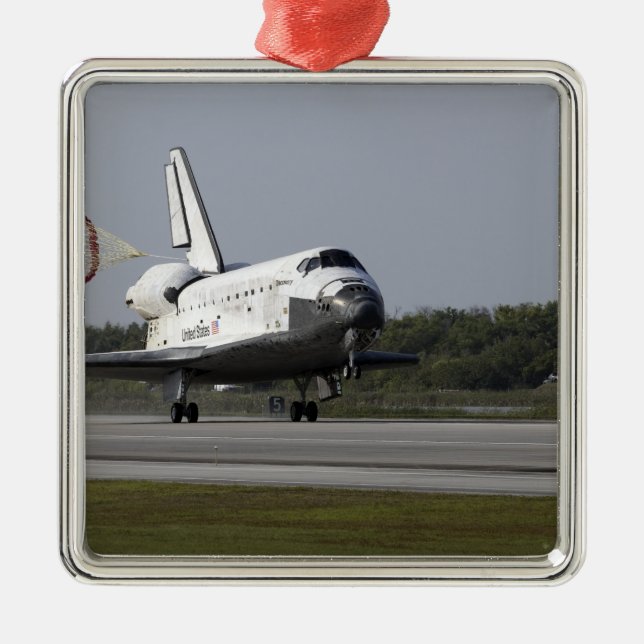 With drag chute unfurled metal tree decoration (Front)