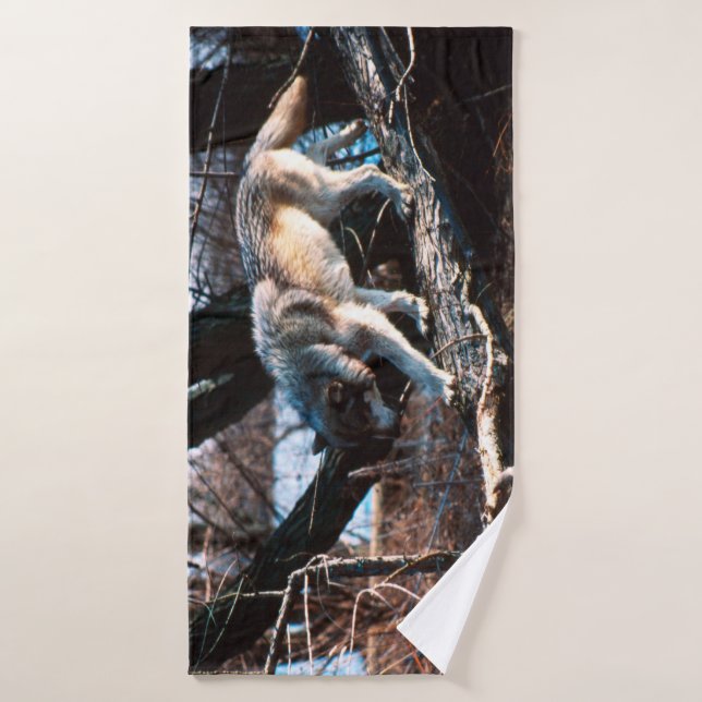 Wolf Bath Towel (Bath Towel)