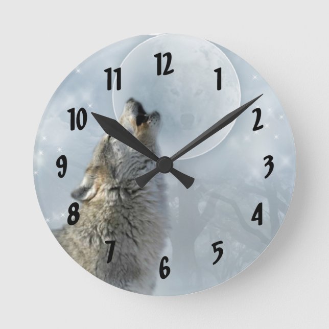 Wolf Blue Moon Round Clock (Front)