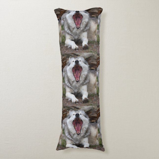 wolf body cushion (Front Vertical)