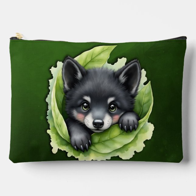 Wolf cub in the green: accessory pouch (Front)