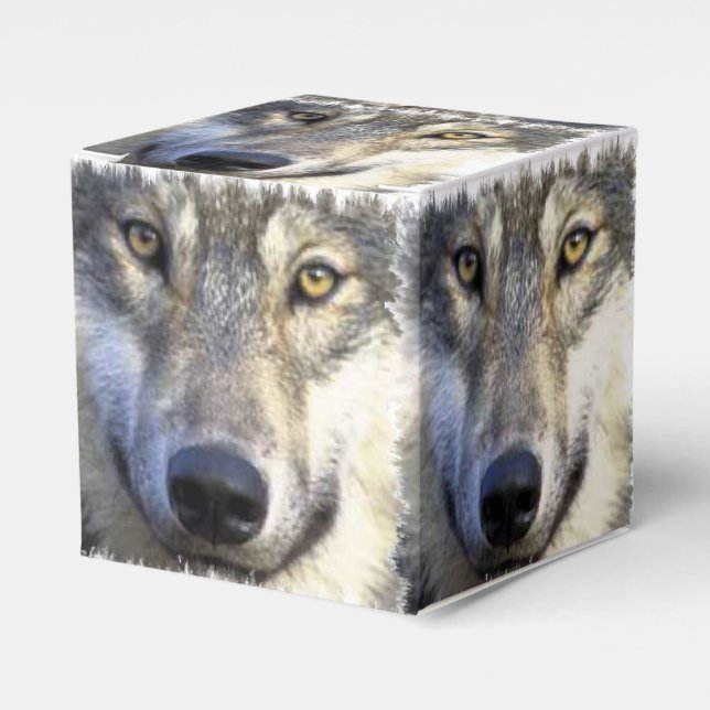Wolf face close up favour box (Front Side)