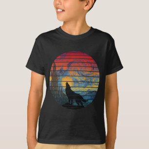 WOLF HOWLING ABSTRACT STYLE T-Shirt