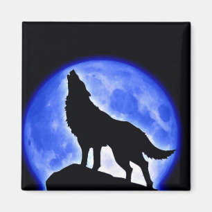 Wolf Howling at Moon Magnet