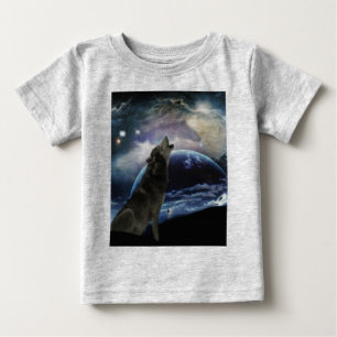 Wolf howling at the moon baby T-Shirt