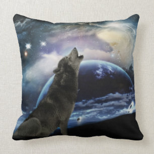 Wolf howling at the moon cushion