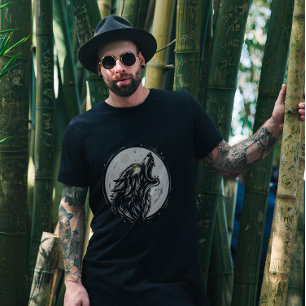 wolf howling at the moon T-Shirt