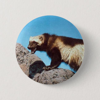 wolverine pin!! 6 cm round badge