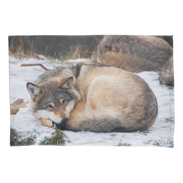 Wolves sleeping pillowcase (Front)