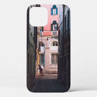 WOMAN IN WHITE SHIRT AND BLACK PANTS WALKING ON SI iPhone 12 CASE