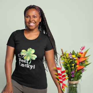 Woman's black, I feel lucky, Shamrock T-Shirt