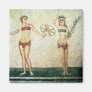 Women in 'bikinis' magnet