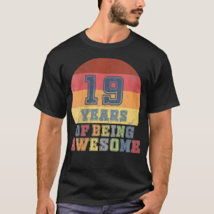 Womens 19th Birthday Girls Daughter Gift 19 Year T-Shirt