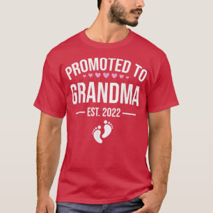 Womens 1st Time Grandma EST 2022 New First Grandma T-Shirt