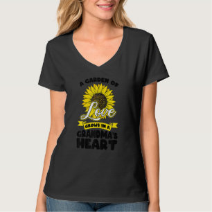 Womens A Garden Of Love In A Grandma's Heart Grand T-Shirt