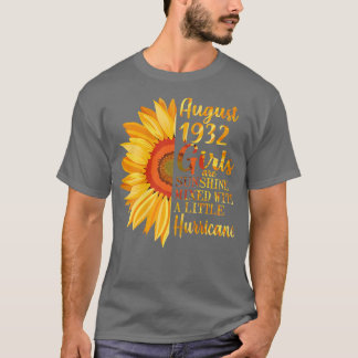 Womens August Girls 1932 90th Birthday Gifts 90 Y T-Shirt
