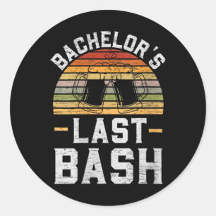 Womens Bachelor´s Last Bash Vintage Groomsquad Gro Classic Round Sticker