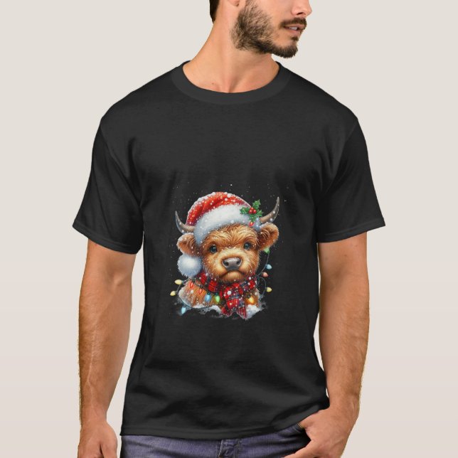 Womens Cute Highland Baby Cow Christmas Lights Mer T-Shirt (Front)