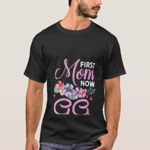 Womens First Mum Now Gg Grandma Blessings Promoted T-Shirt