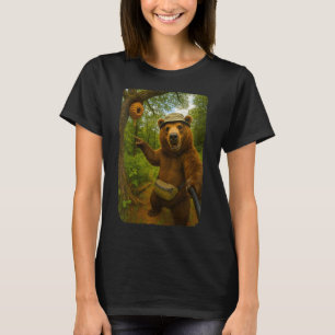 Womens Funny Bear Selfie Near Beehive Hiking Throu T-Shirt