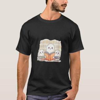 Womens Ghost Family Reading a Book Bookworm Cute B T-Shirt