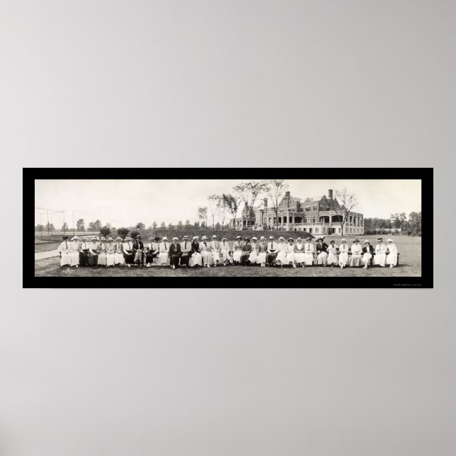 Womens Golf NY Photo 1913 Poster (Front)