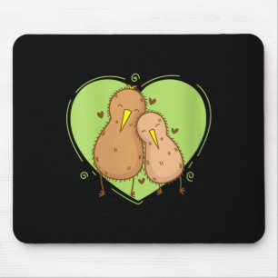 Womens Kiwi Bird is in Love Kiwi Fruit Animal Mouse Mat